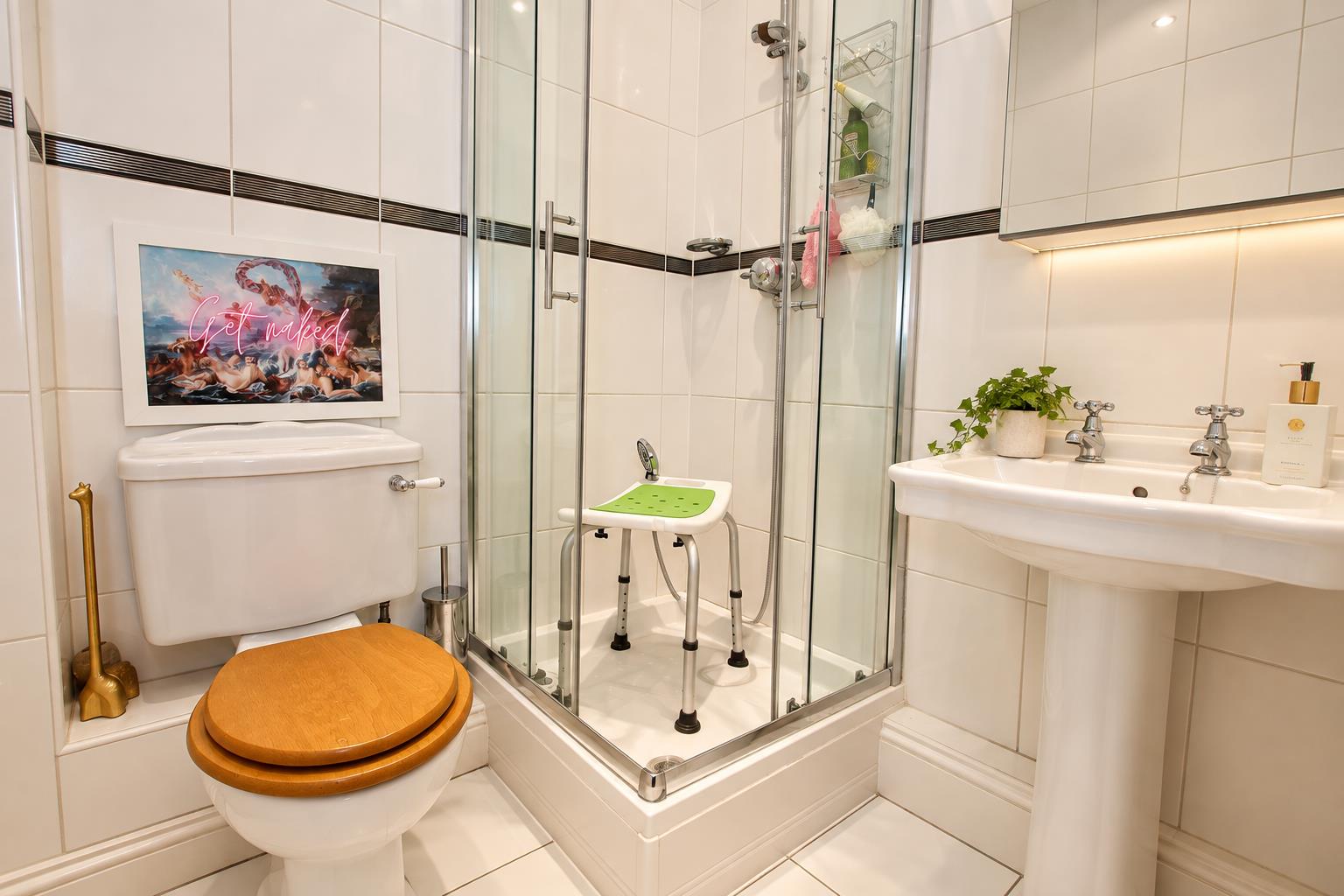 Saxon Place, Pangbourne, Reading